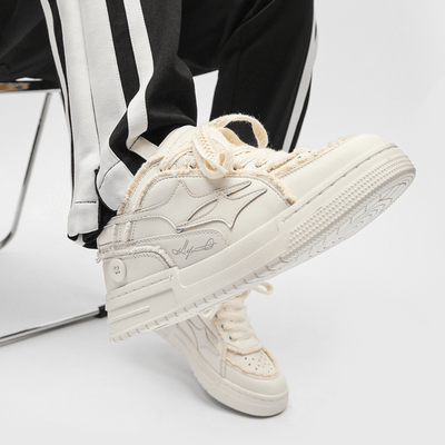 Les Plus Branchés White / 35 Sneaker 愛してる  | Aishiteru